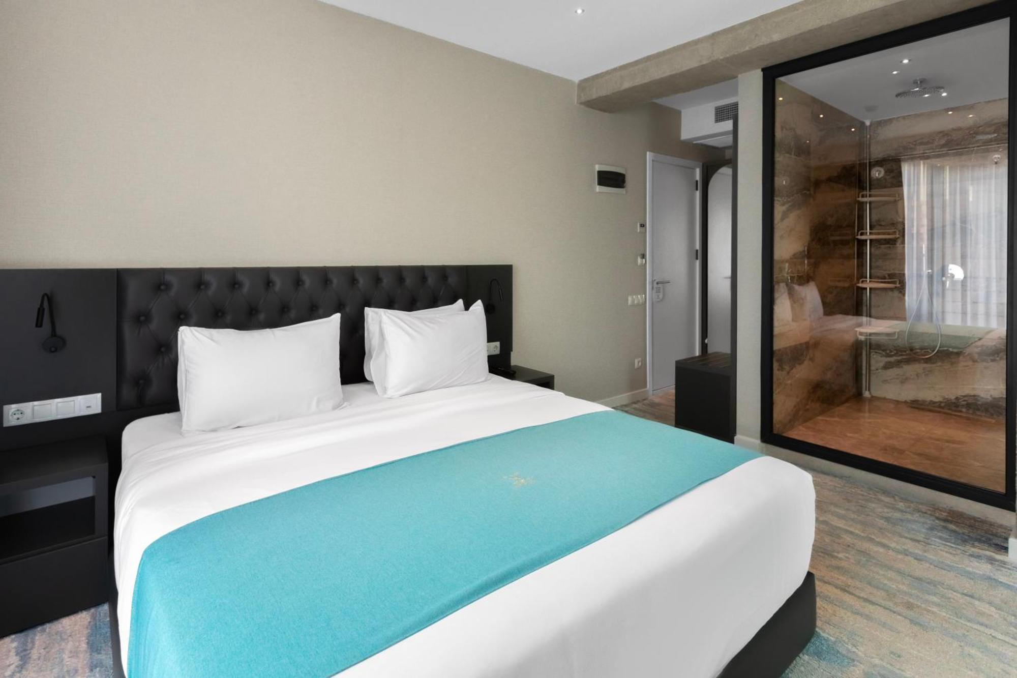 M 1 T Hotel Tiflis Exterior foto